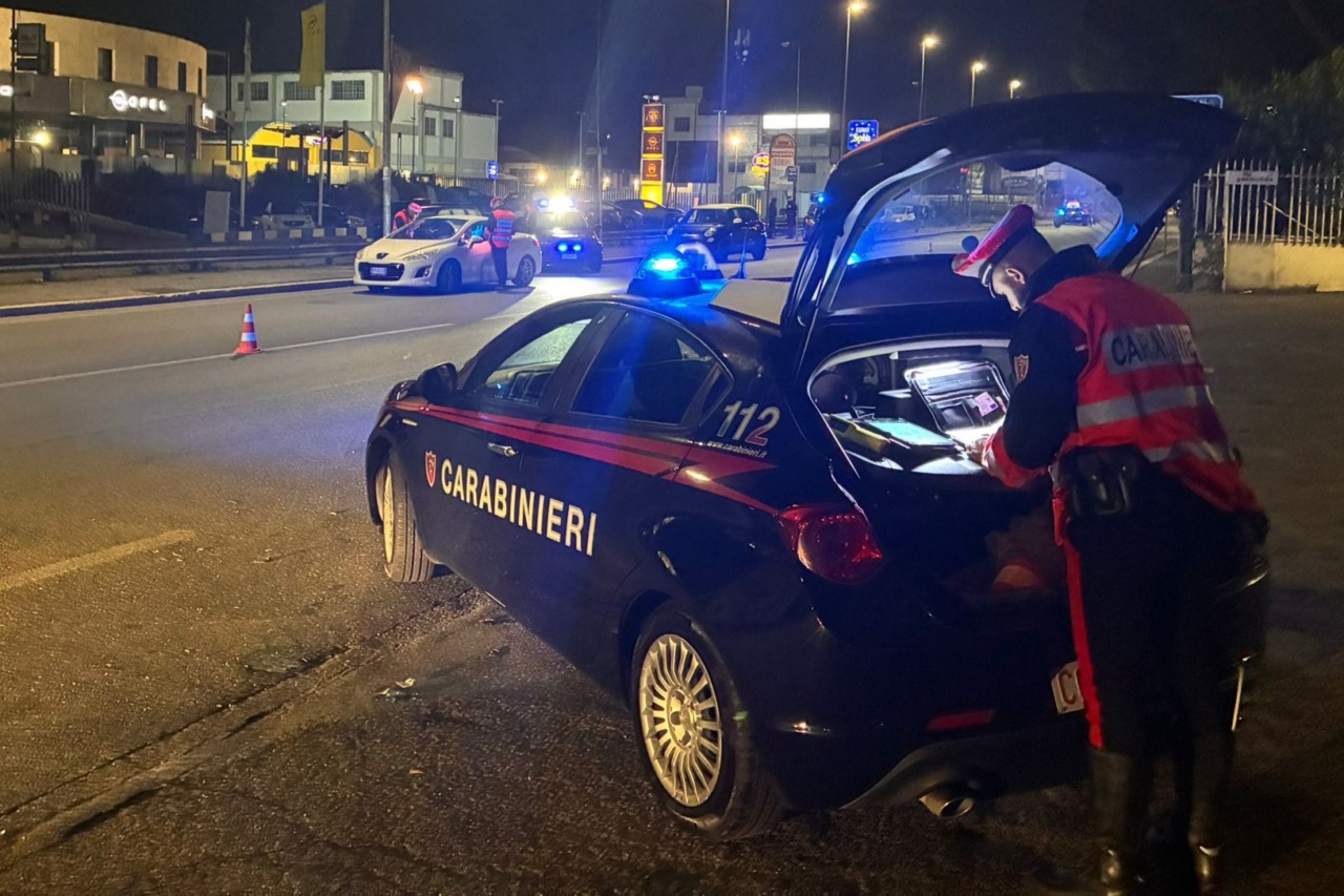 Controlli dei carabinieri dopo le aggressioni: sequestrata cocaina