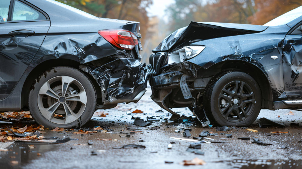 Tamponamento tra tre auto sulla via Emilia Parmense
